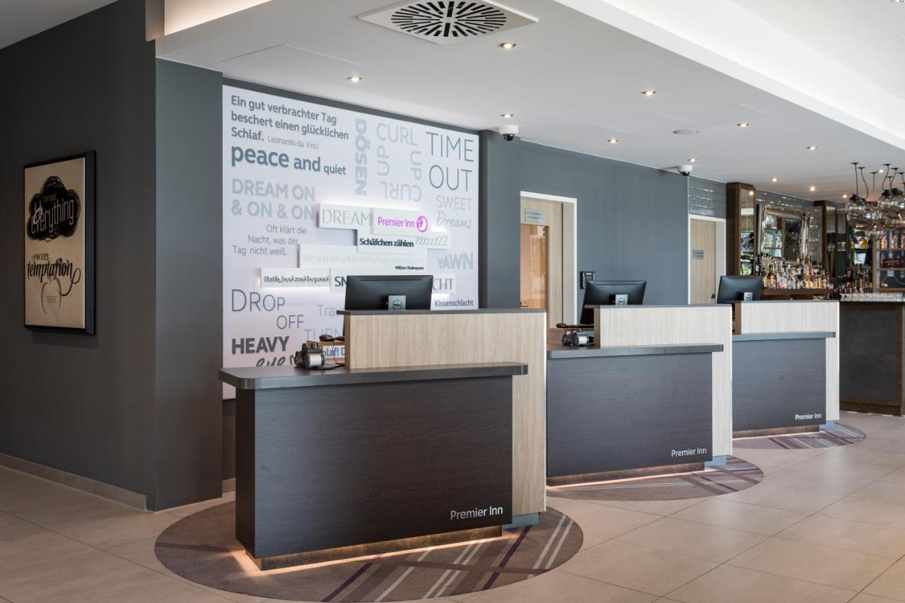 Premier Inn Freiburg City Sued Екстериор снимка