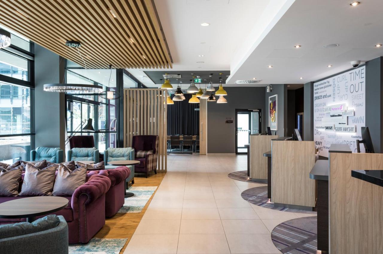 Premier Inn Freiburg City Sued Екстериор снимка